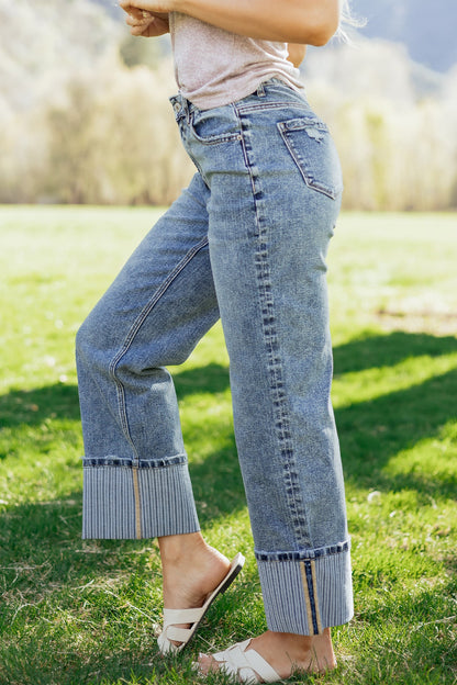 Cuffed Straight Loose Jeans