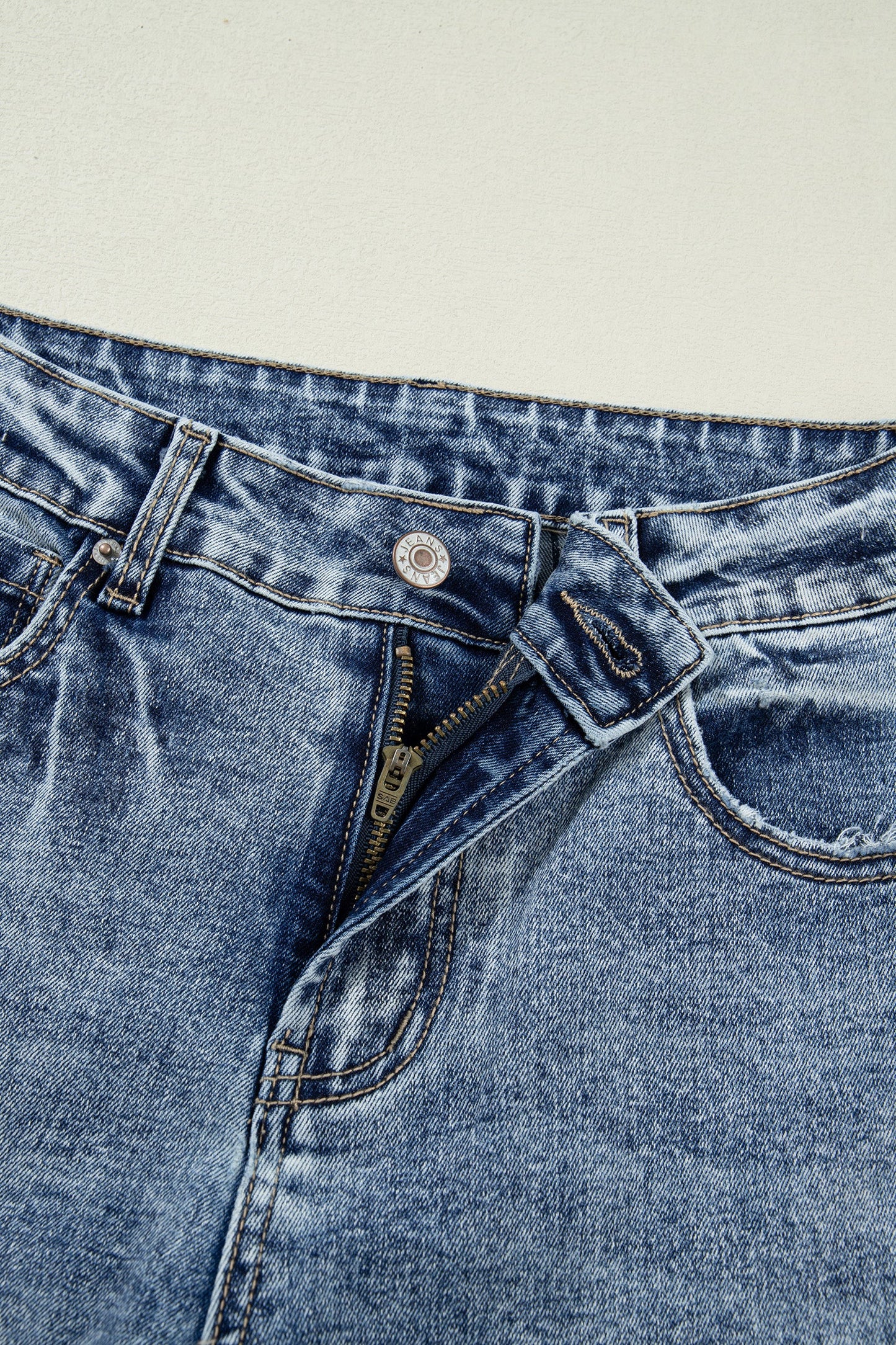 Cuffed Straight Loose Jeans