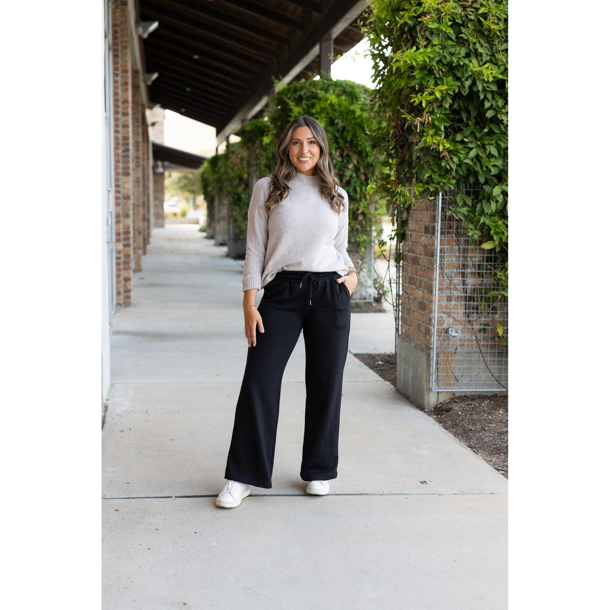 Black Wide Leg Pocket Fleece Lined Pants