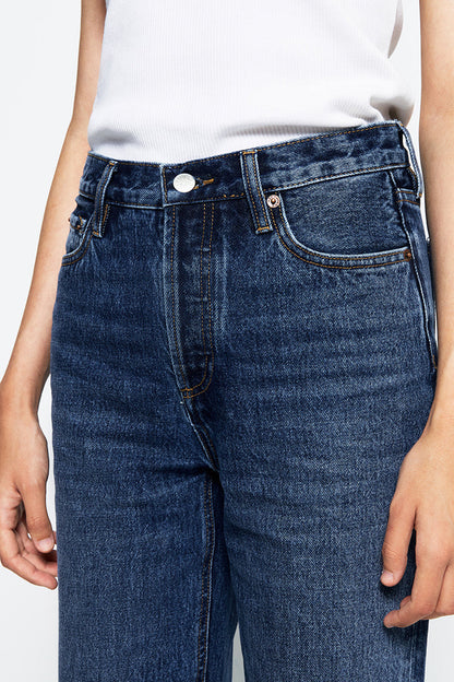 Manhattan Straight Ankle Jeans