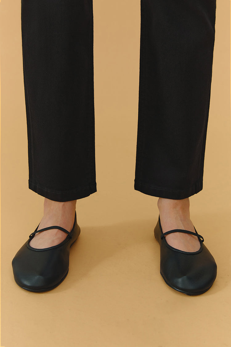 Black Straight Leg & Lined Crop Jeans