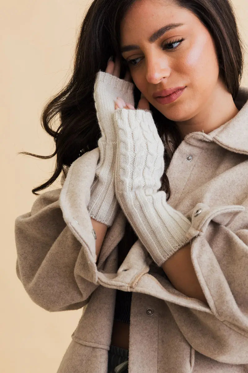 Cable Knit Fingerless Gloves