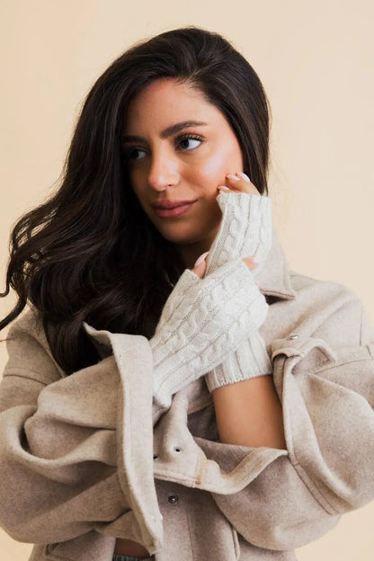 Cable Knit Fingerless Gloves