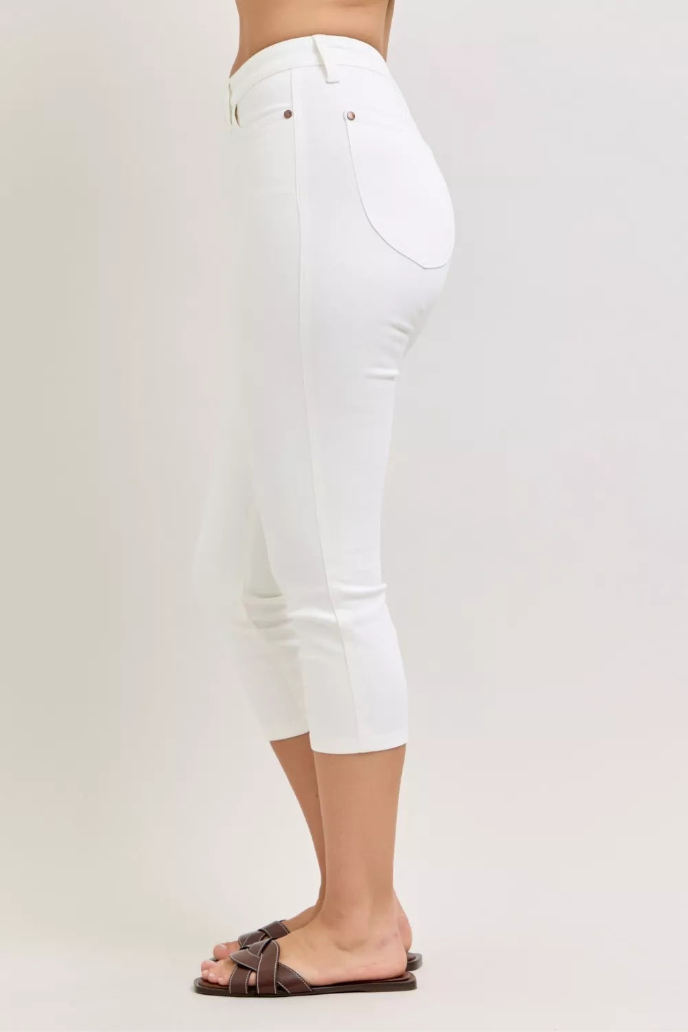 Extended Waistband Capri Pants