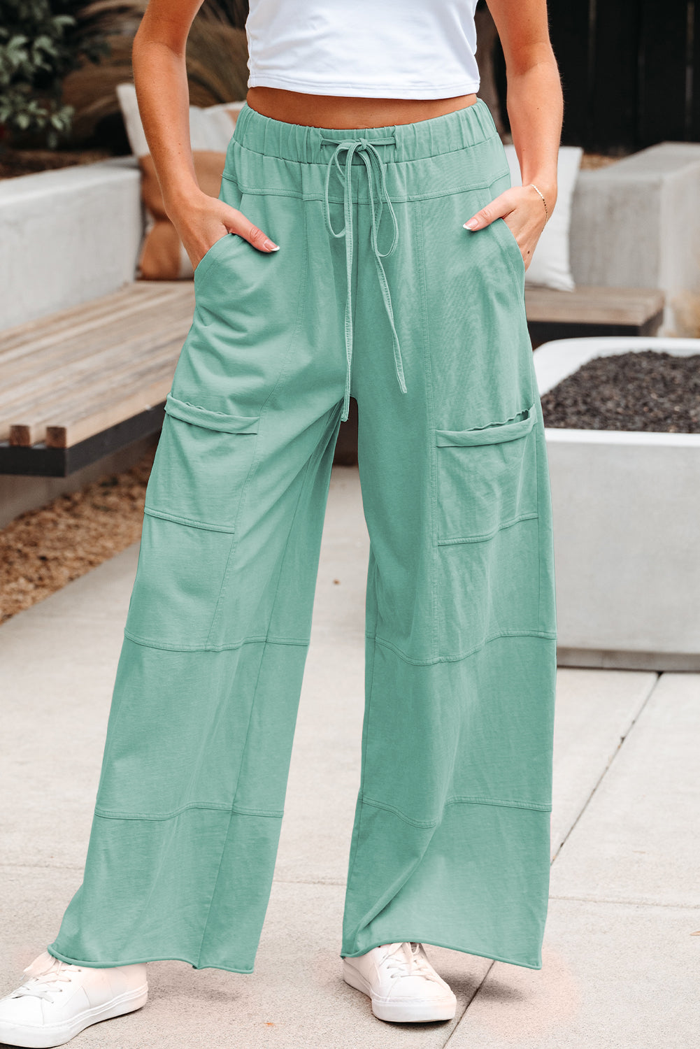 Exposed Seam Wide Leg Cargo Pants
