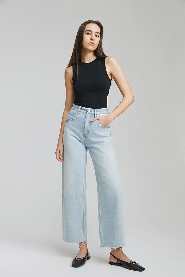 Raw Hem Crop Jeans