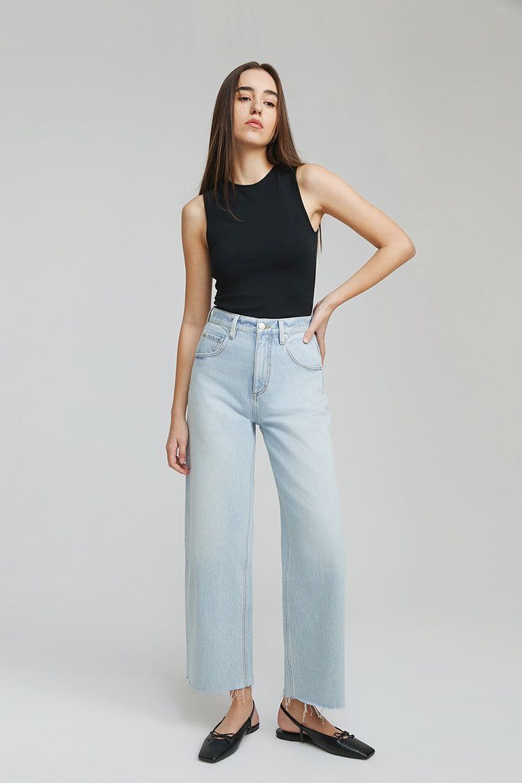 Raw Hem Crop Jeans