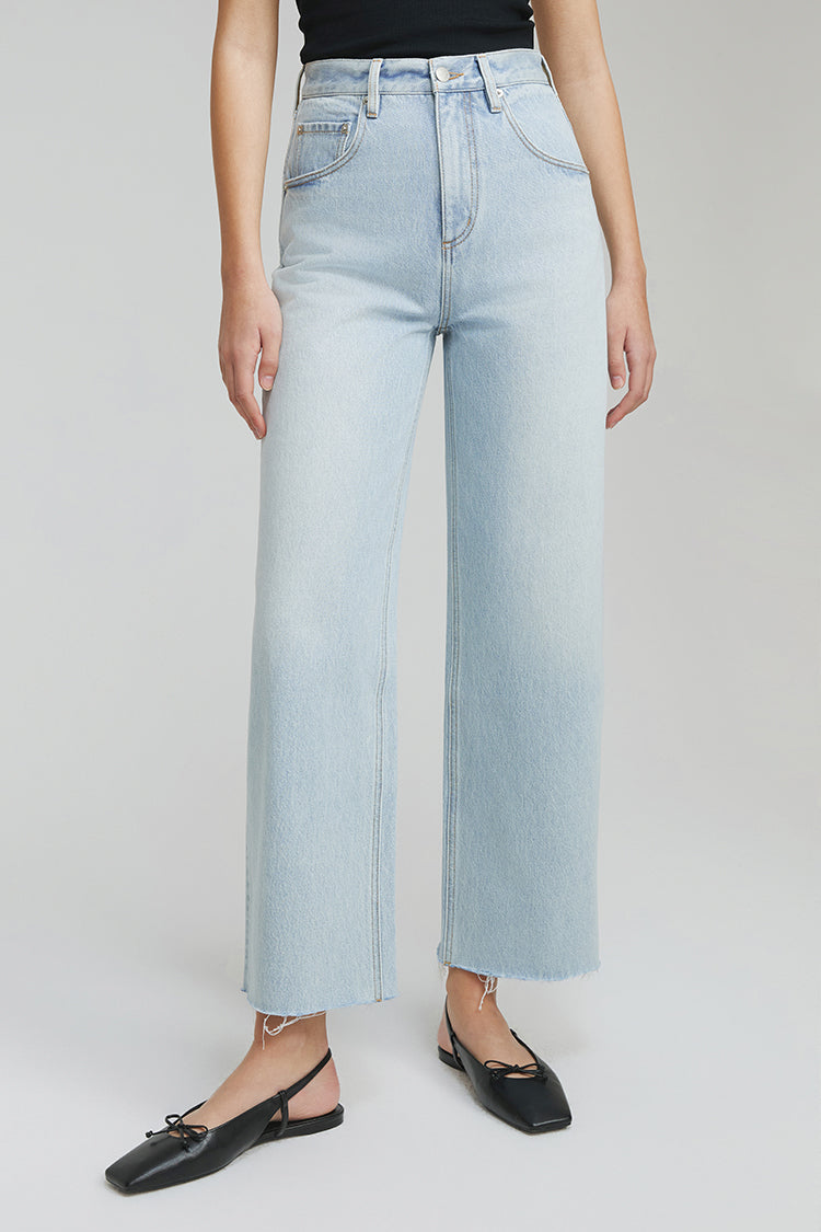 Raw Hem Crop Jeans