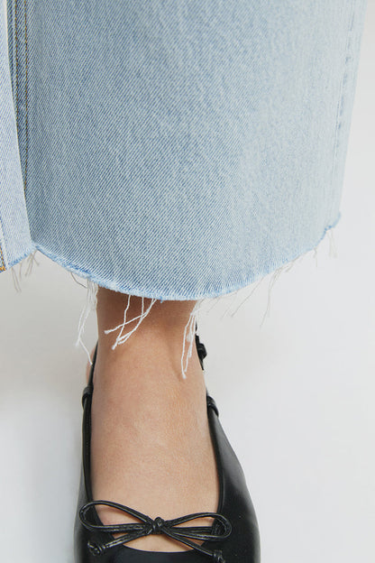 Raw Hem Crop Jeans