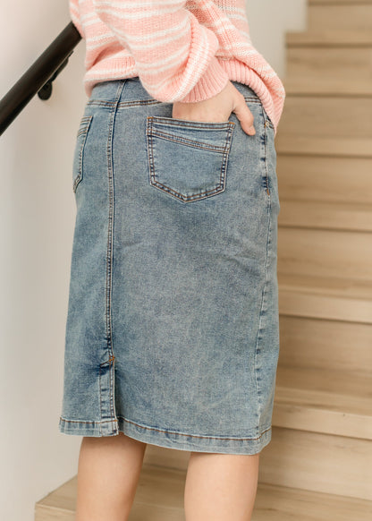 Classic Wash Stretch Waist Midi Denim Skirt