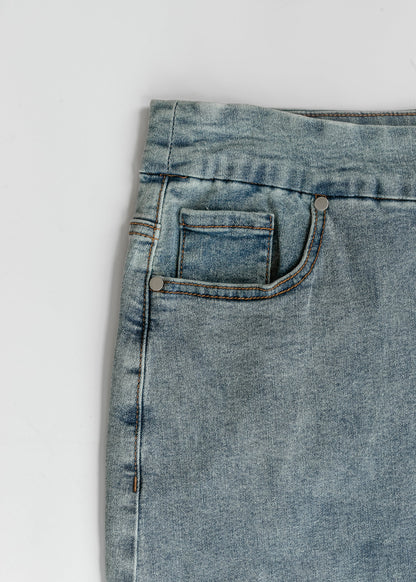 Classic Wash Stretch Waist Midi Denim Skirt
