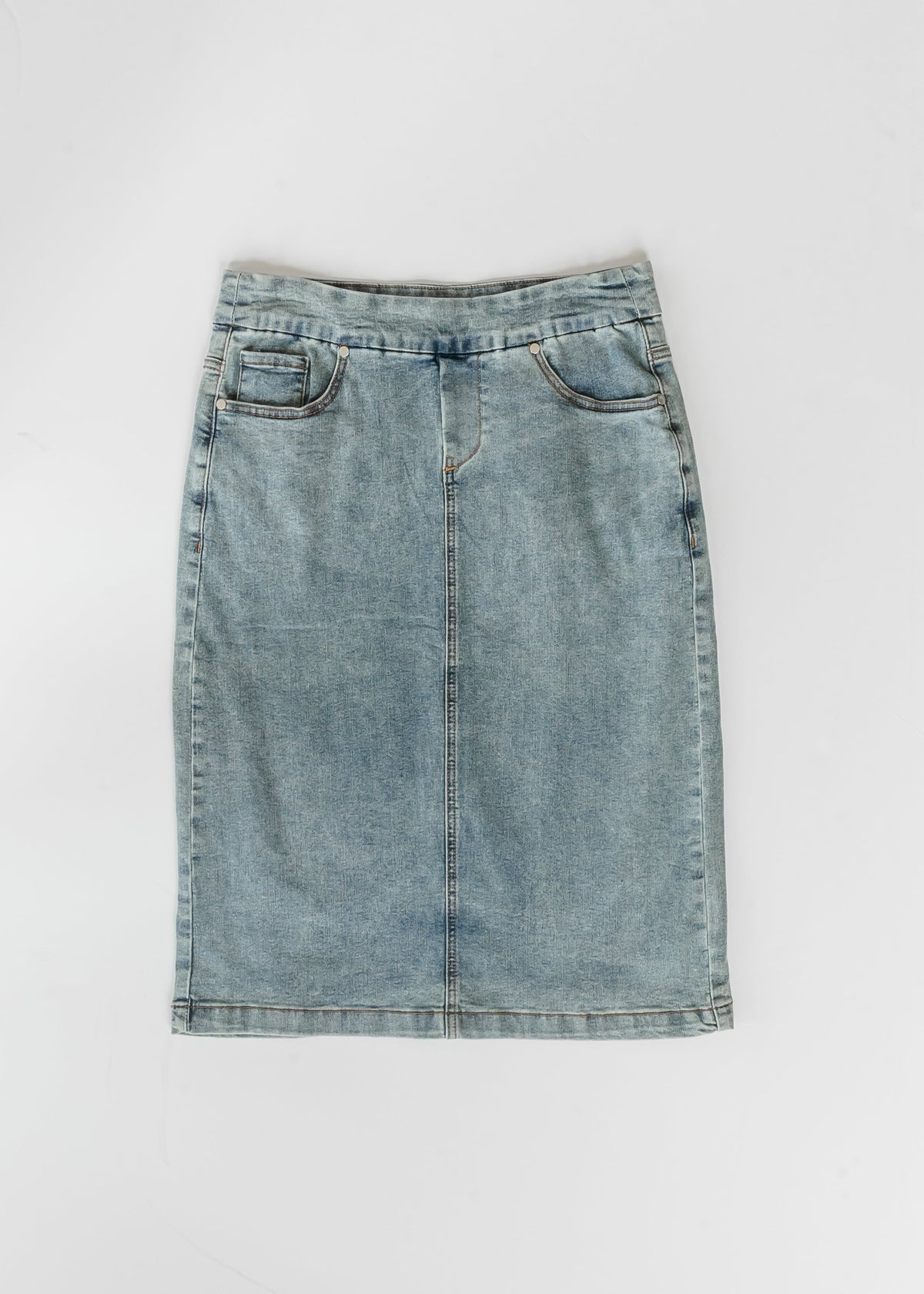 Classic Wash Stretch Waist Midi Denim Skirt