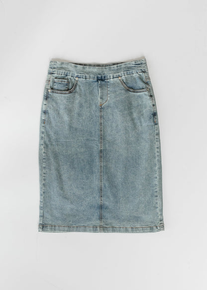 Classic Wash Stretch Waist Midi Denim Skirt