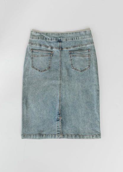 Classic Wash Stretch Waist Midi Denim Skirt