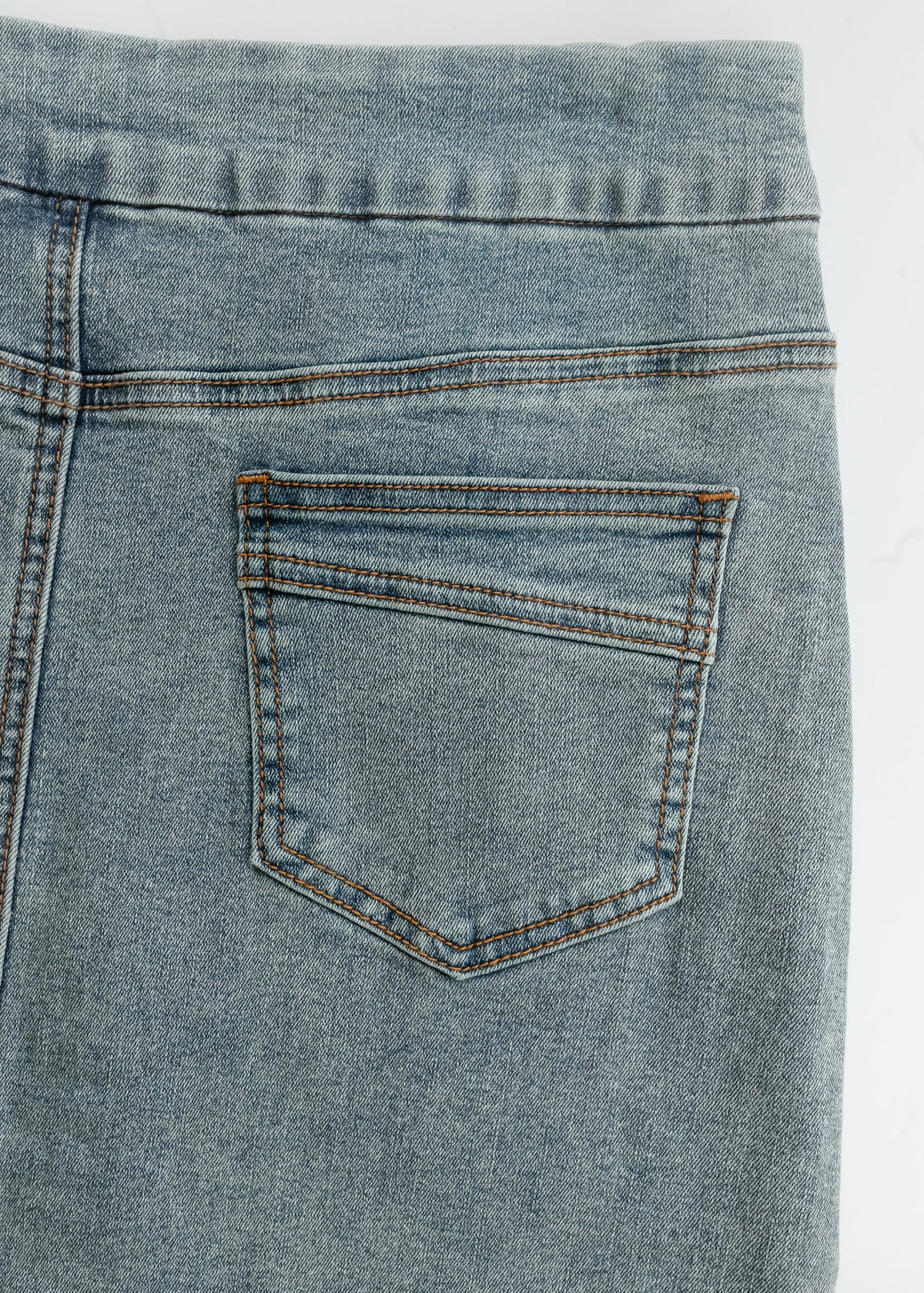 Classic Wash Stretch Waist Midi Denim Skirt