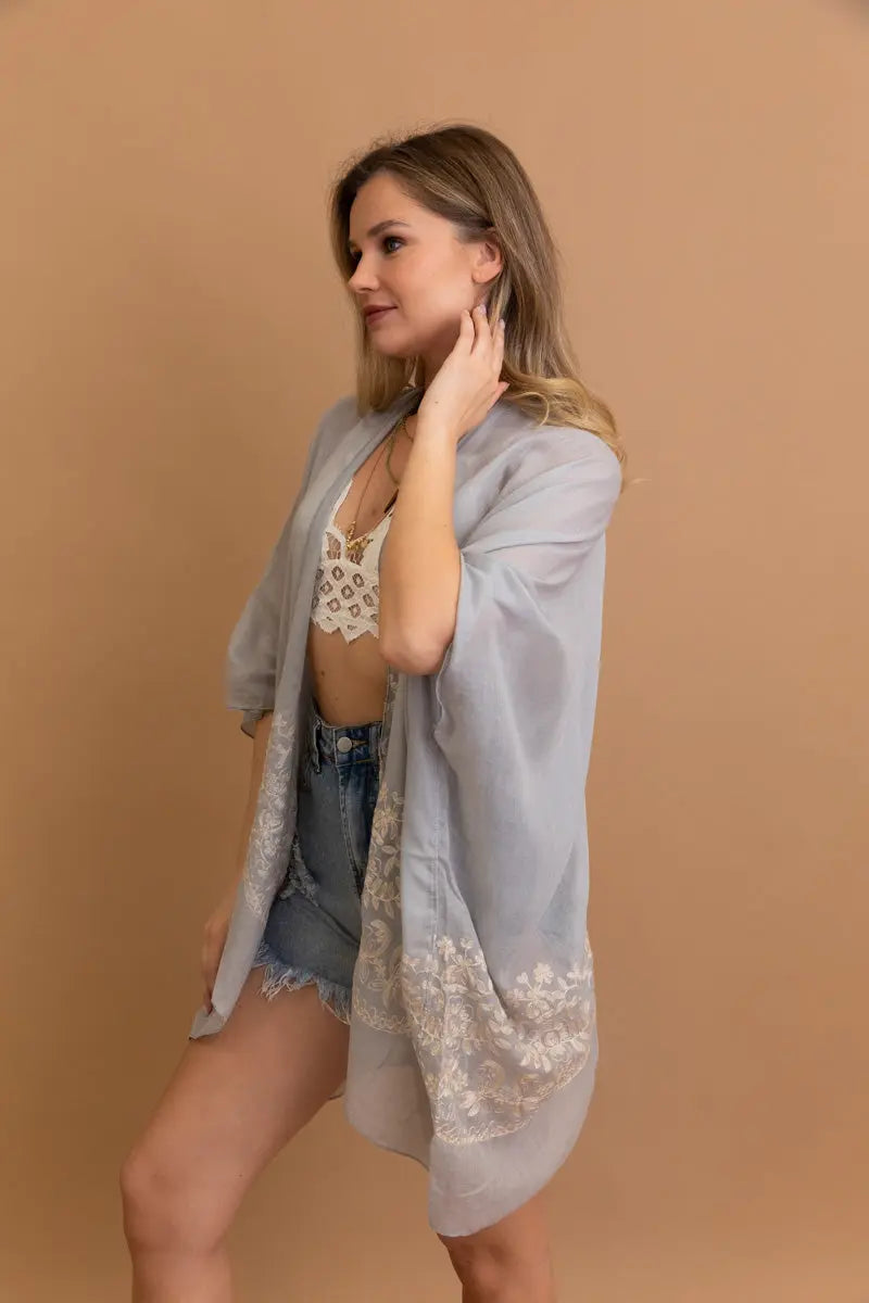 Bloom Embroidered Short Sleeve Kimono