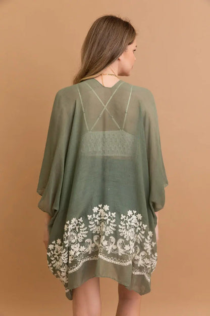 Bloom Embroidered Short Sleeve Kimono