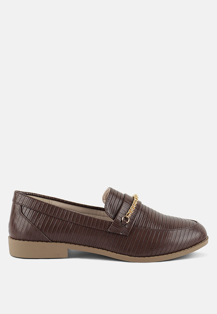 Low Block Loafers With Golden Chain