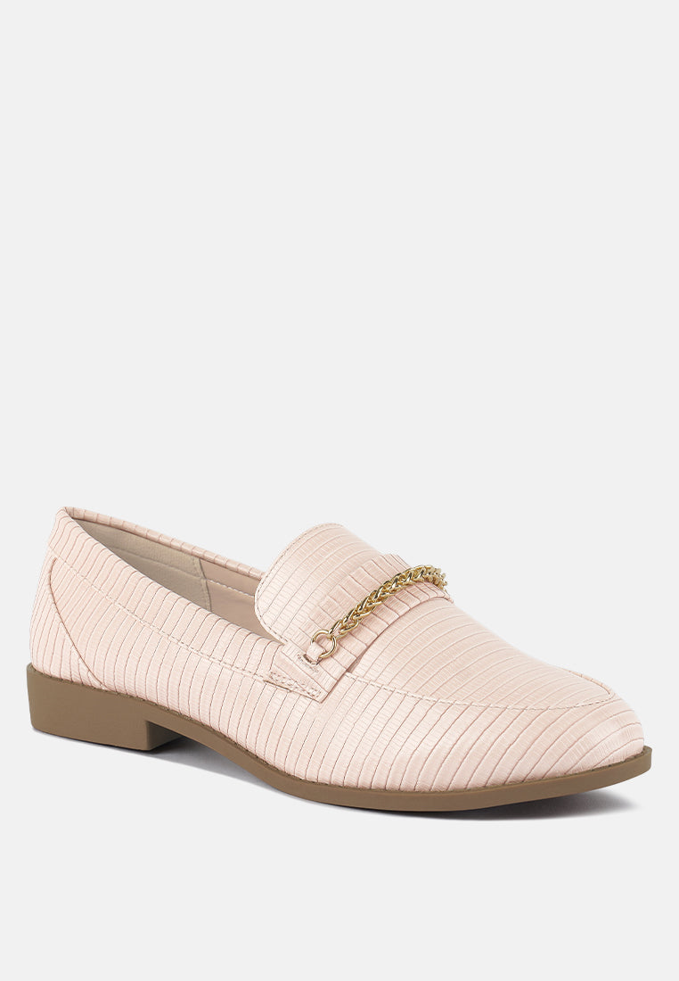 Low Block Loafers With Golden Chain