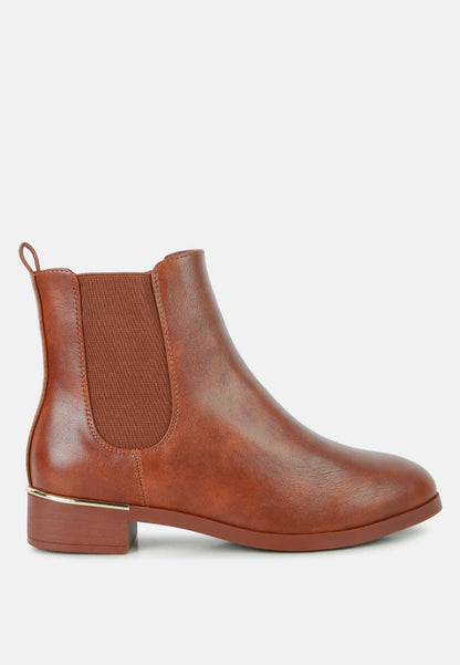 Sleek Heel Accented Ankle Boots
